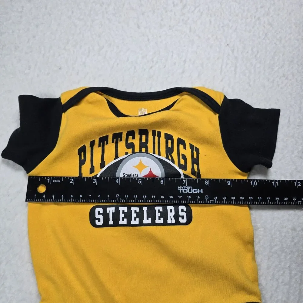 Set Of 2 Pittsburgh Steelers Baby One Piece Size 6-9 Months NFL Team Apparel